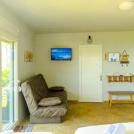 Nature Lovers-golden