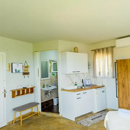 Nature Lovers-golden