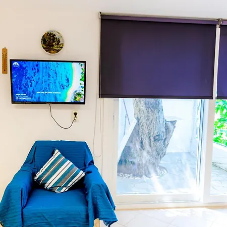 Apartment Nature Lovers-golden