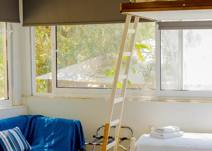 Nature Lovers-golden *