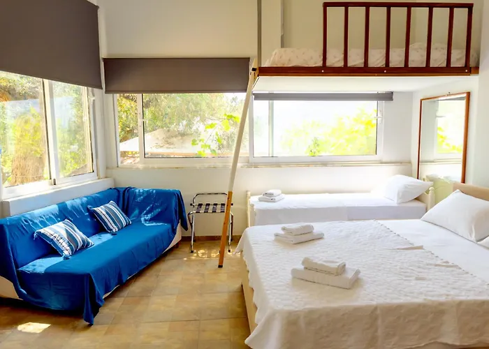 Nature Lovers-golden Χρυσή Αμμουδιά